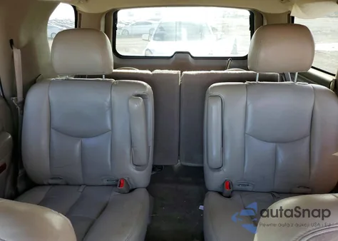 2005 Chevrolet Tahoe C1500 из США, поврежденный, VIN 1GNEC13T45R128633